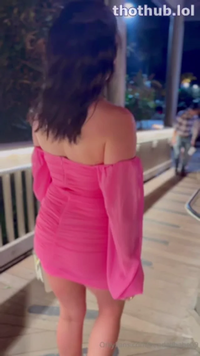 Kendallbabex bj in car