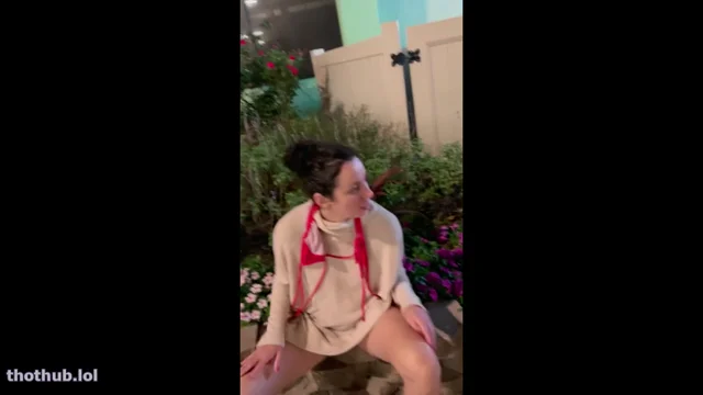 Nicole Niagara pussy play on street sidewalk