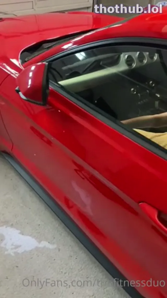 Thefitnessduo – Car – BG