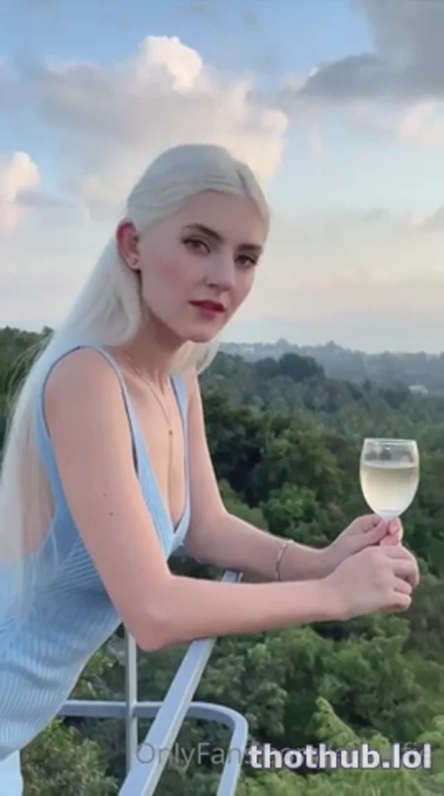 Eva elfie blue dress creampie