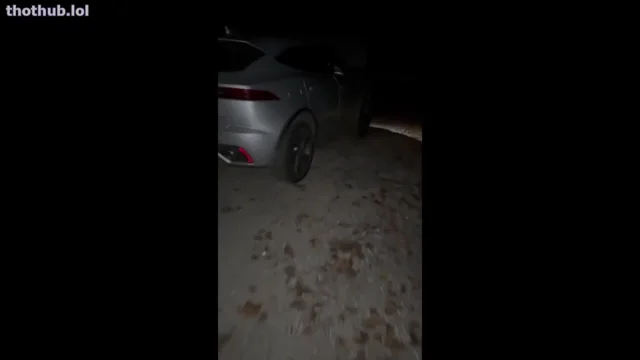 Angy Heaven – Fucks Outdoor in a Car