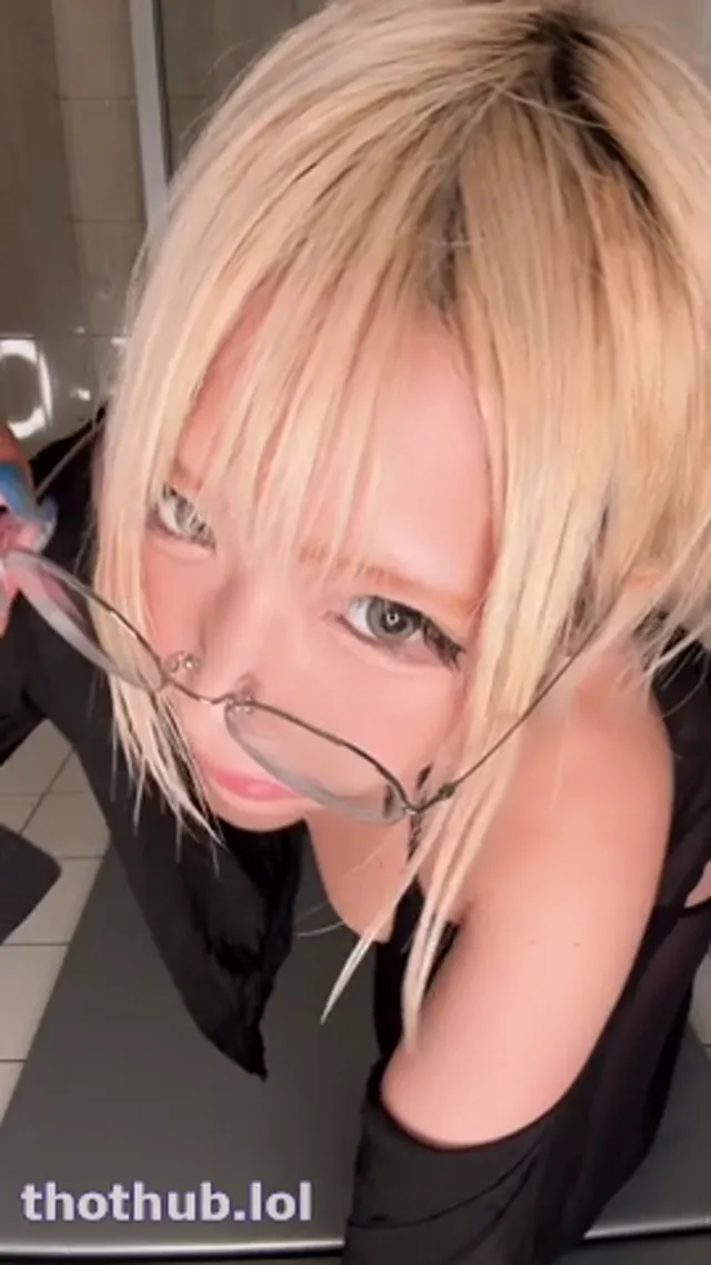 Alice1219 – JOI in Glasses