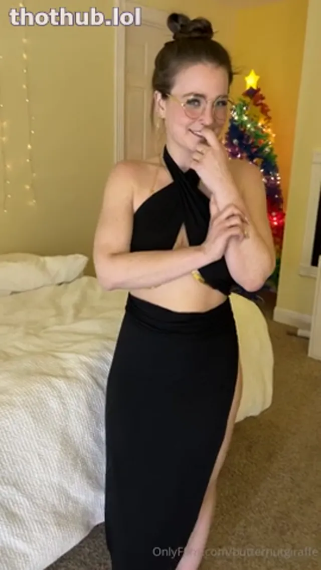 Butternutgiraffe | Kayla