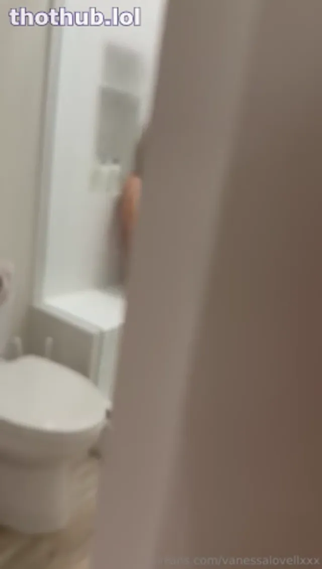 Vanessa busty pawg PoV bg creampie in shower