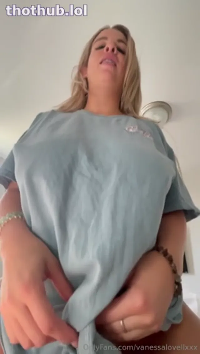 Vanessa busty pawg PoV bg fuck huge tits