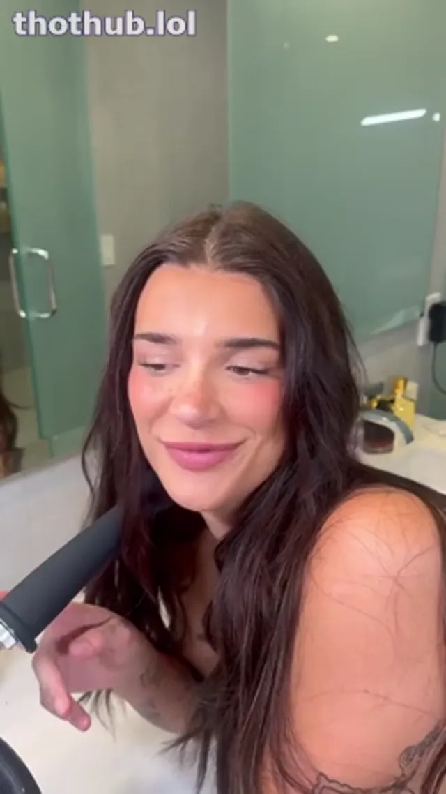 Ari Kytsya Fuck Machine Doggy POV