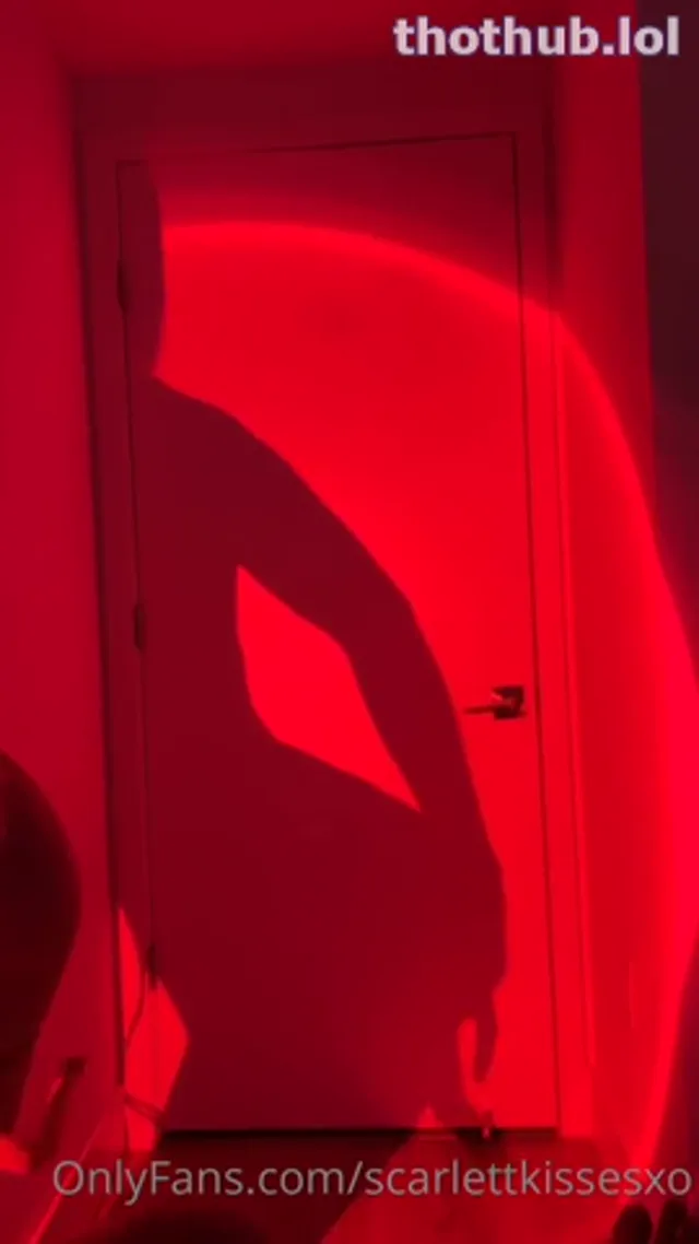 Scarlettkissesxo- the devil you know