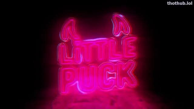 Little puck NERD GiRL CUMSHOT BONANZA