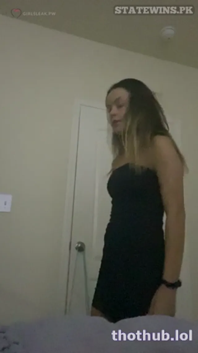 Isabella Lever – Late Night Masturbation