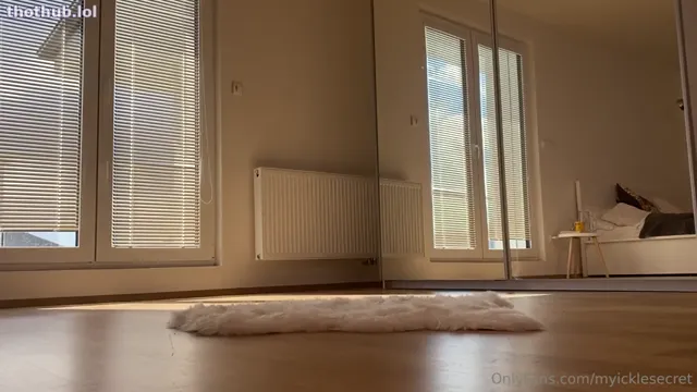 Myicklesecret anal play on rug