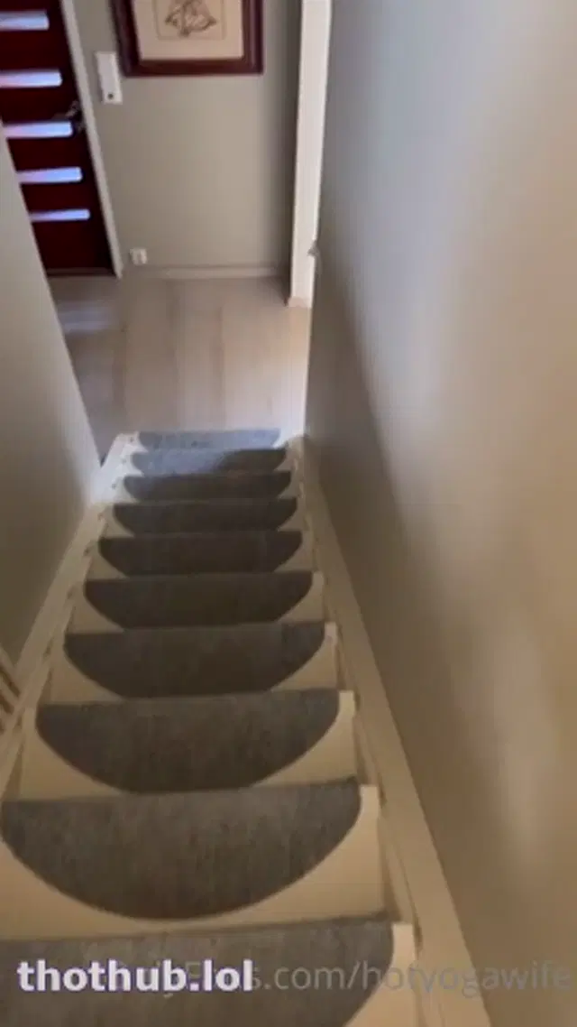 Hotyogawife:  Stepmommy Vid