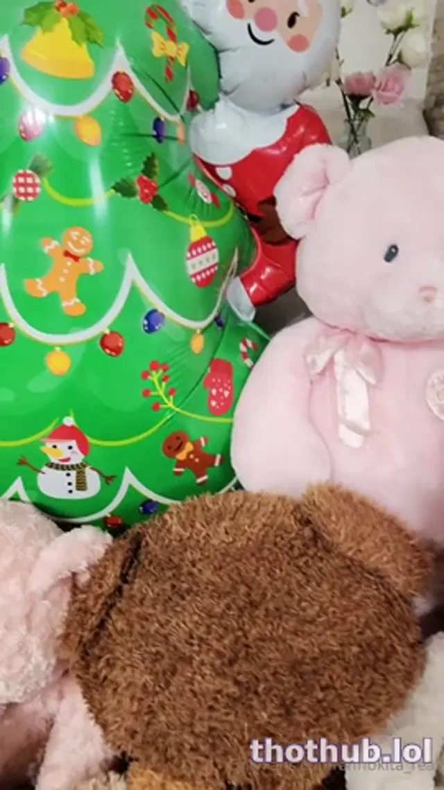 Anri Okita Christmas 2025