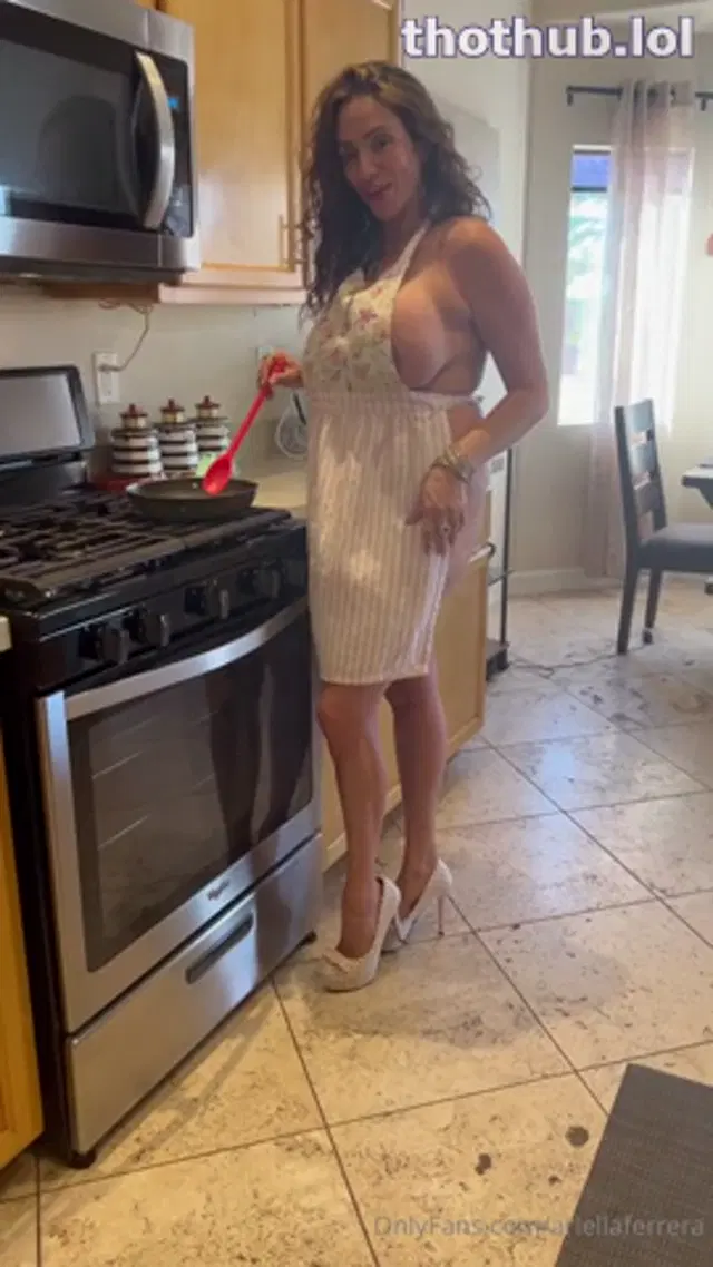 Ariella Ferrera   ariellaferrera Dildo Play