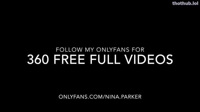 Nina Parker Humping in Leggings