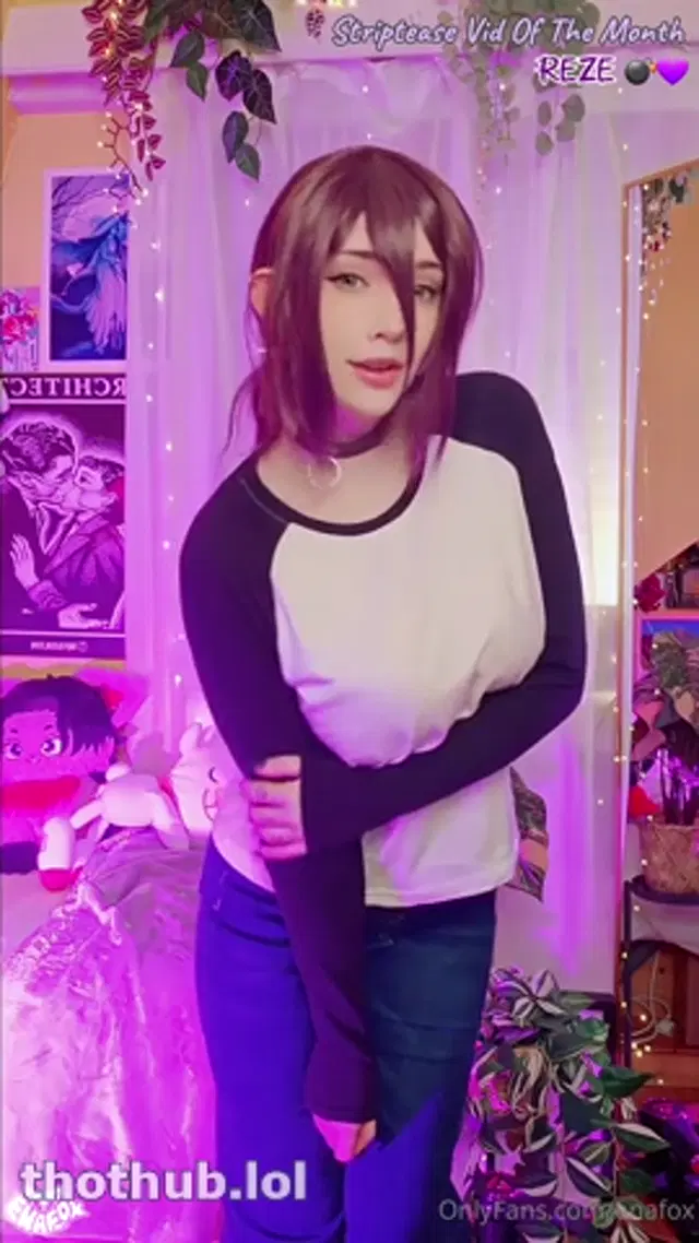 En4f0x – Reze cosplay