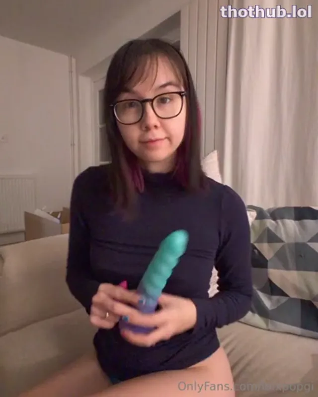 Lolipopgi dildo masturbation