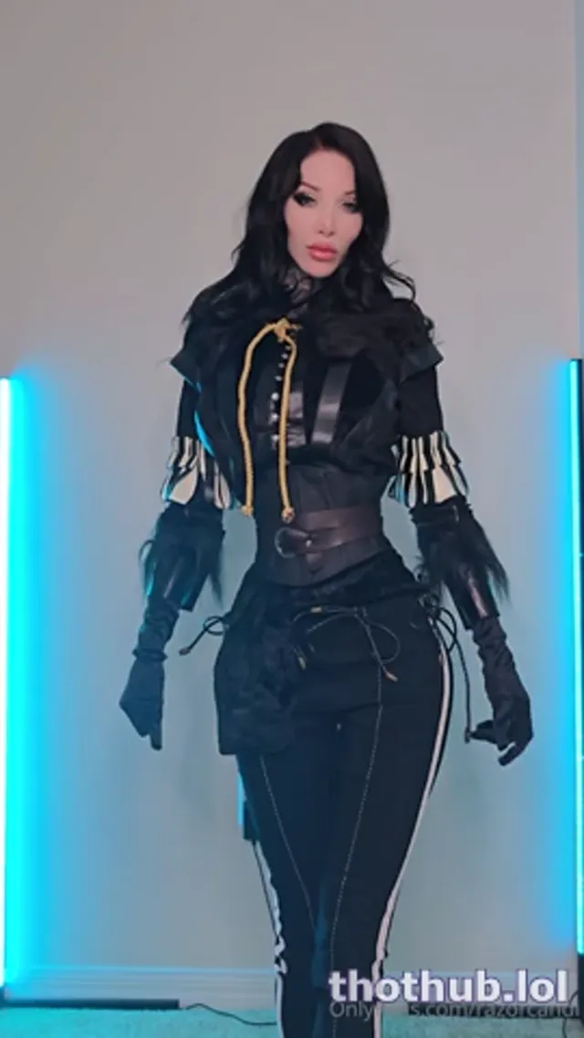 Razor Candi – Here’s a sexy adult Tiktok in my new Yennifer cosplay