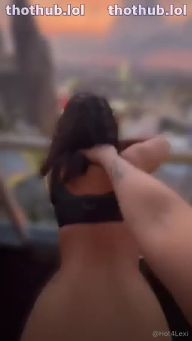 Lexi doggy style