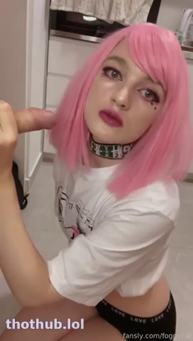 Foggycat: pinky