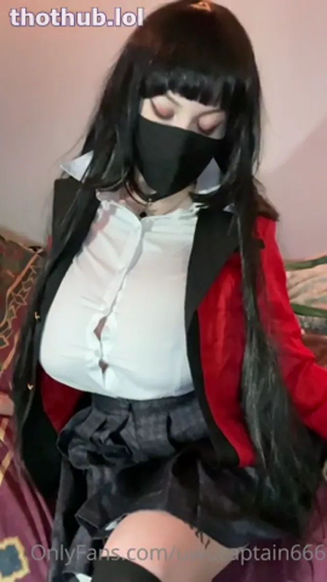 Uwucaptain666 huge tits