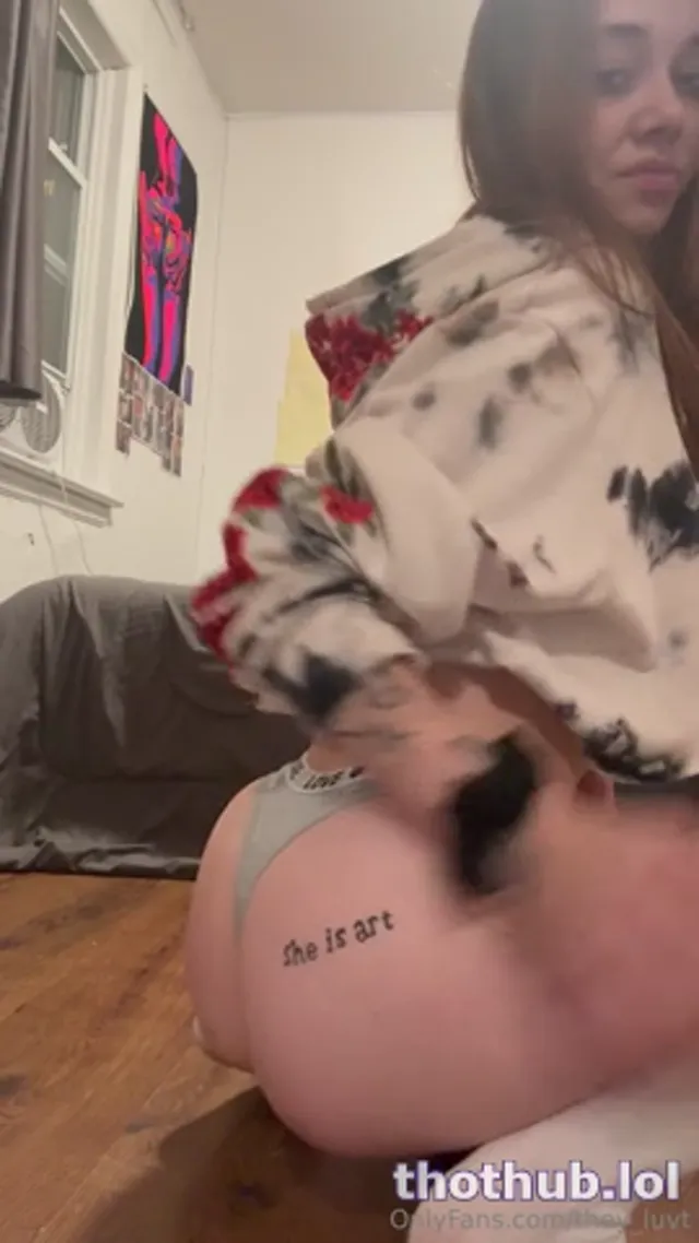 Trystan Canadian stoner dildo riding solo