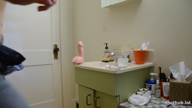 Bettie Bondage: Facial Fiend