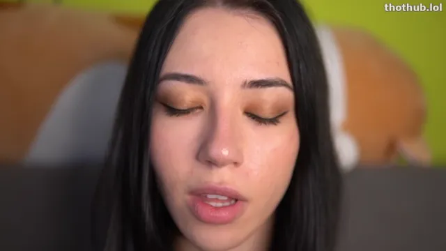 Juicy Gao: Intimate Sloppy Kissing