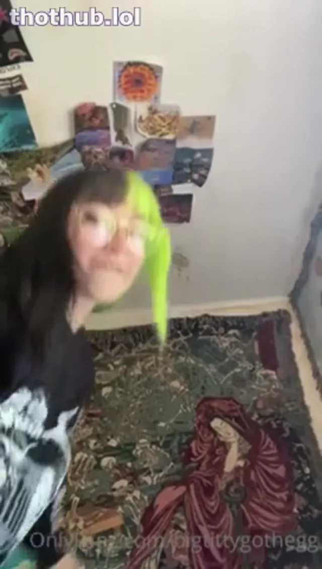 Bigtittygothegg step sister riding