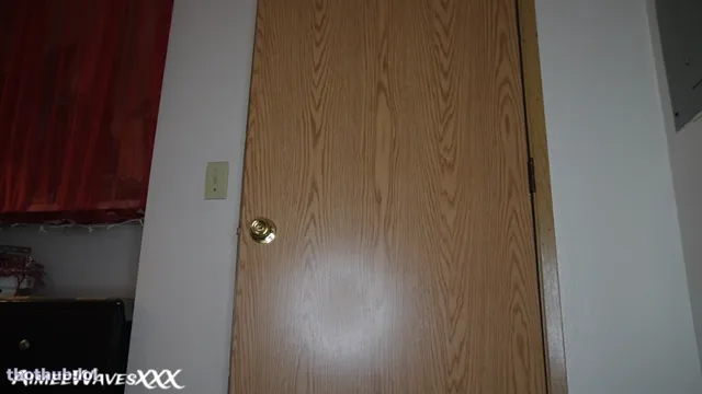Aimeewavesxxx mom loves boys that eat their own cum
