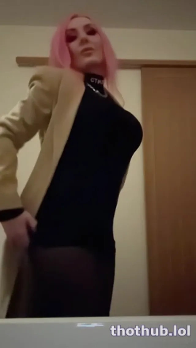 Jessica Nigri pantyhose