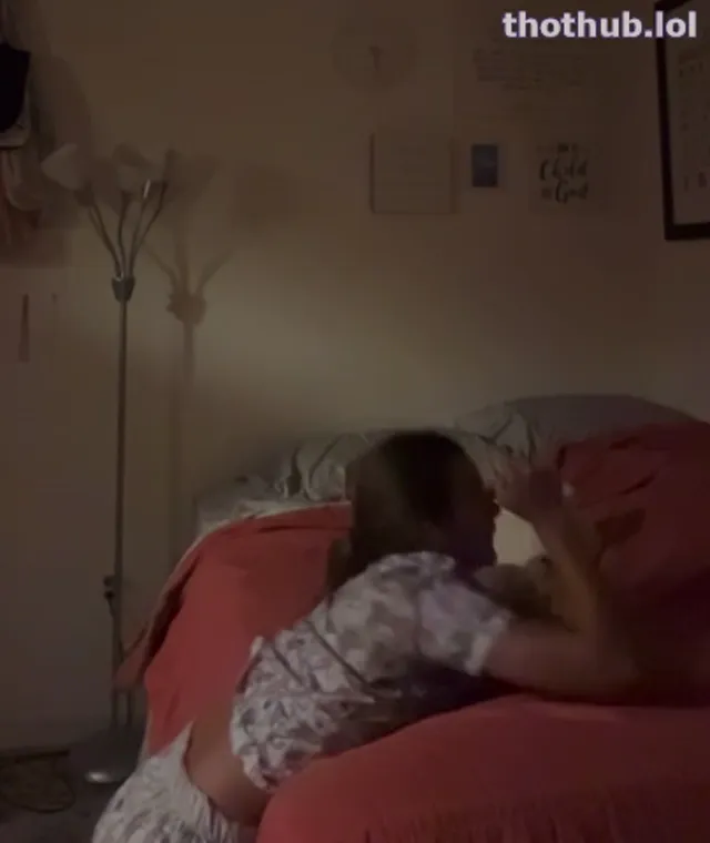 Hot Brunette Girl With Fat Ass Arches