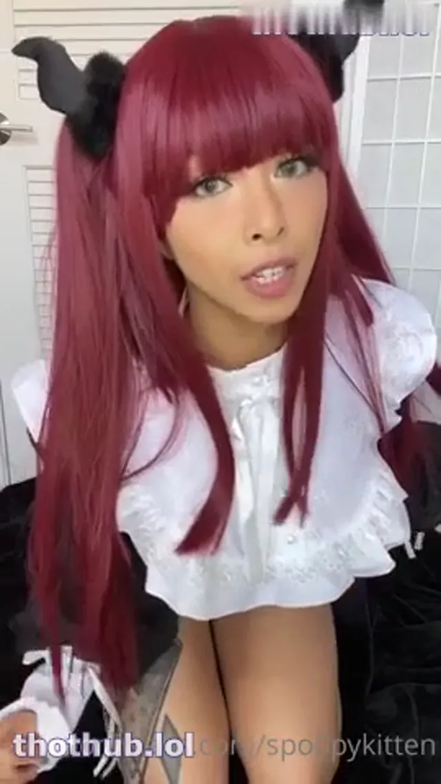 Spo0pykitten Marin Kitagawa succubus cosplay