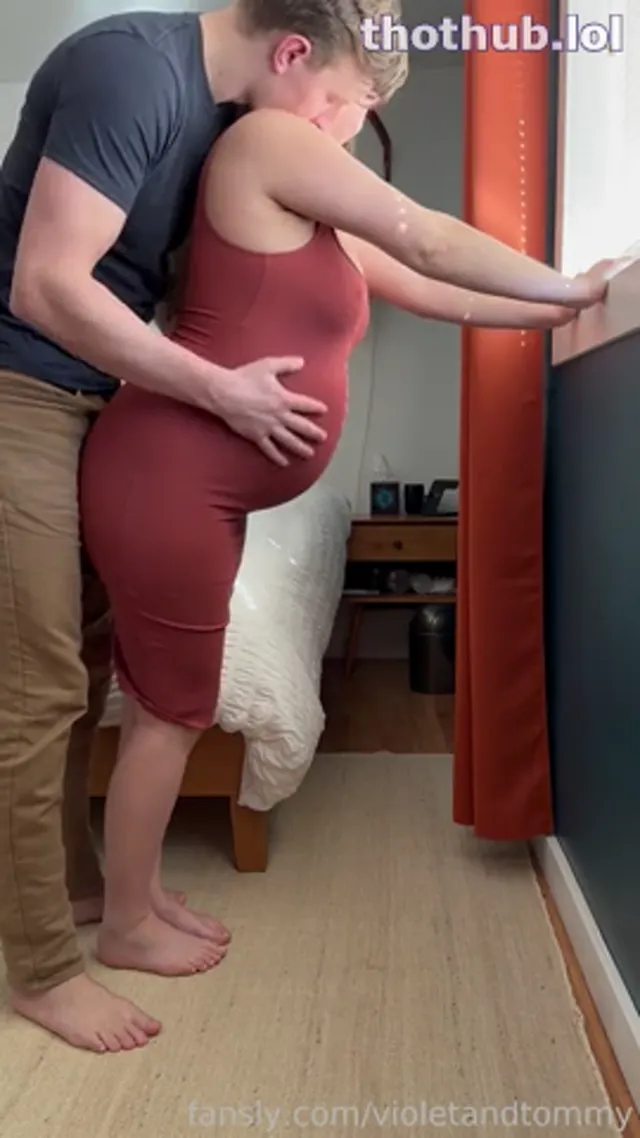 Violetplustommy: Preggo view