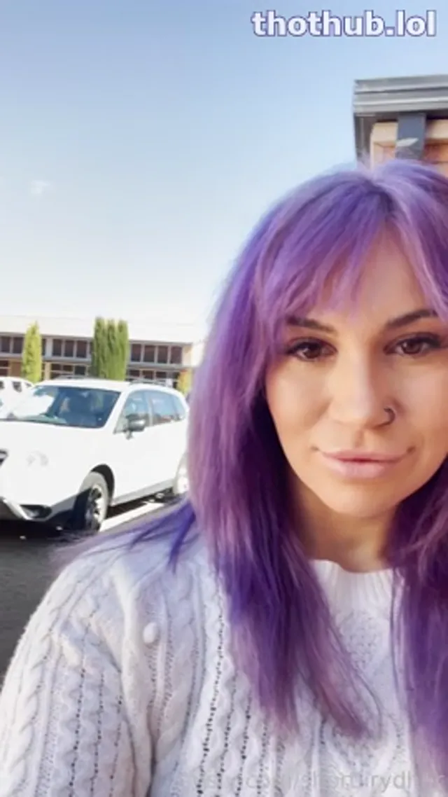 Shortiii Australian PAWG pov solo public bathroom