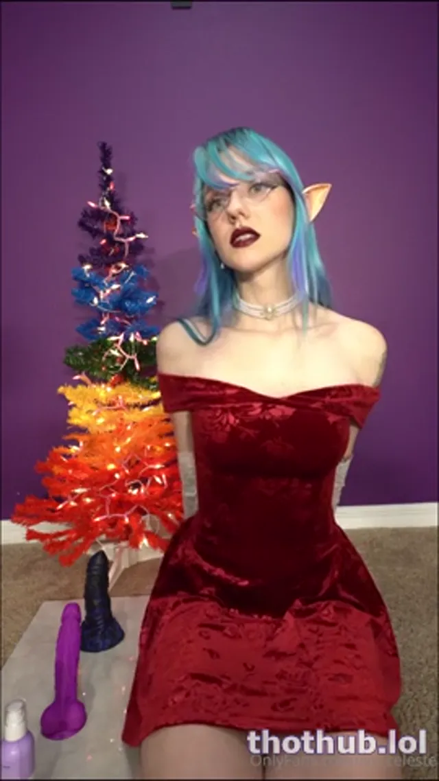 Ivy Celeste dildo
