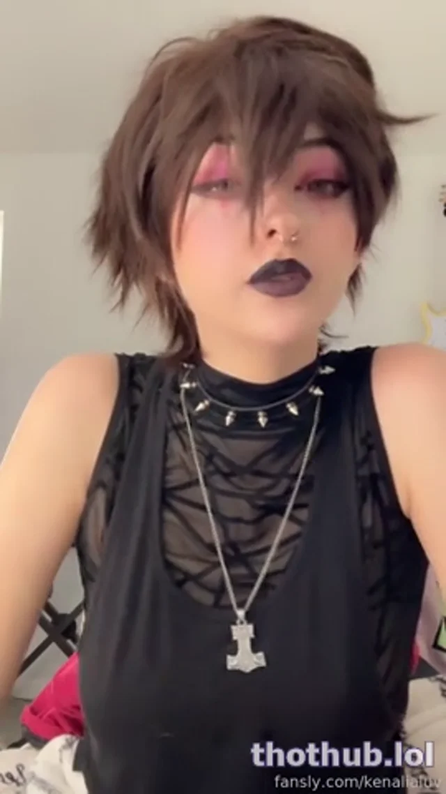 Kenalialuv goth Invisigal JOI!