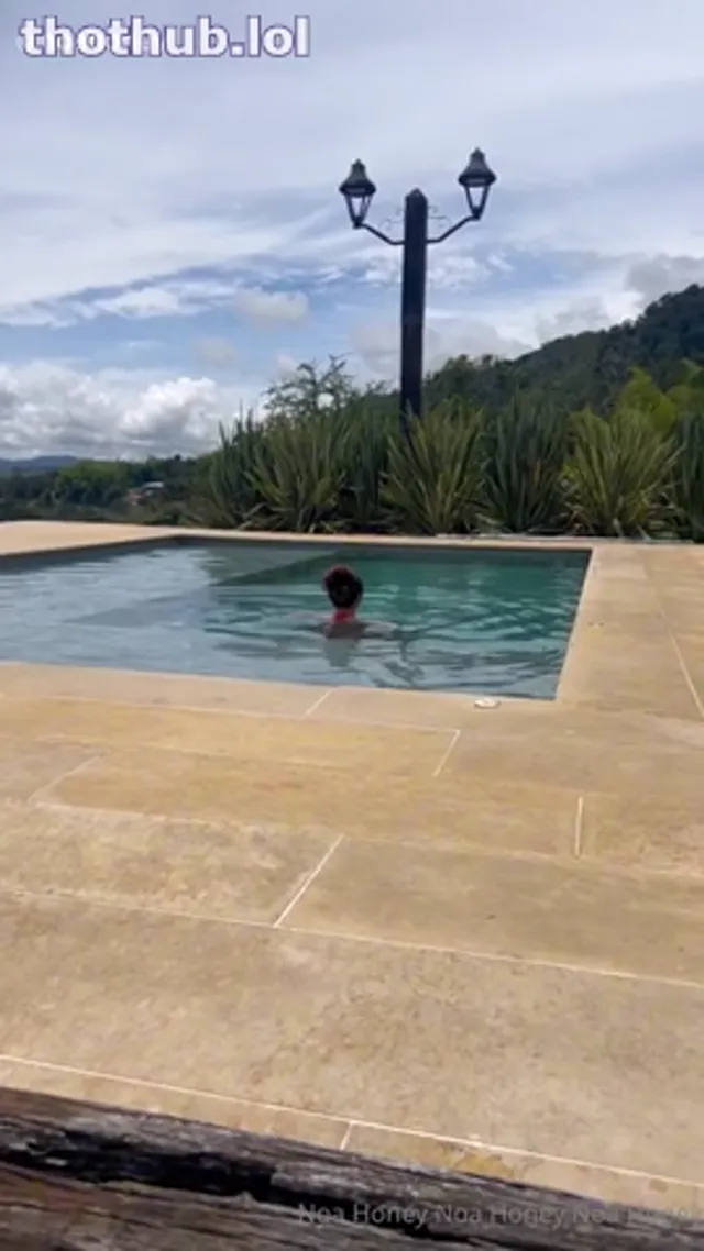 Noa Honey poolside fuck