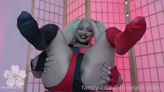 Pandorasfunbox harley quinn cosplay