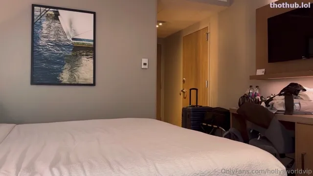 Katy Hollick Sex In Hotel Room