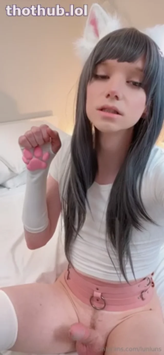 Lunluns Femboy Self Blowjob