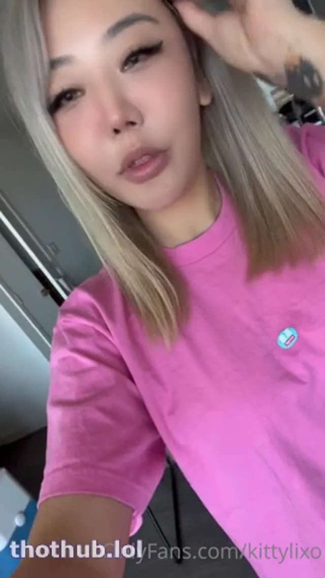 Kitty Lixo: Cum Denial