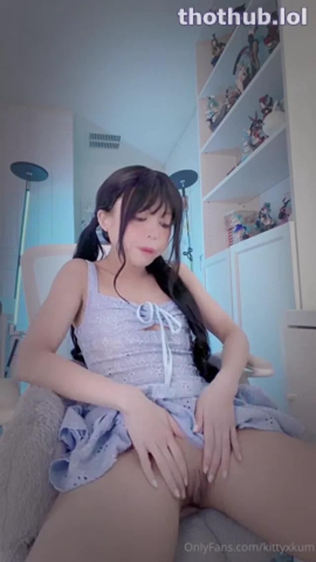 KITTYXKUM – NEEDY FOR IT TO BE DEEP