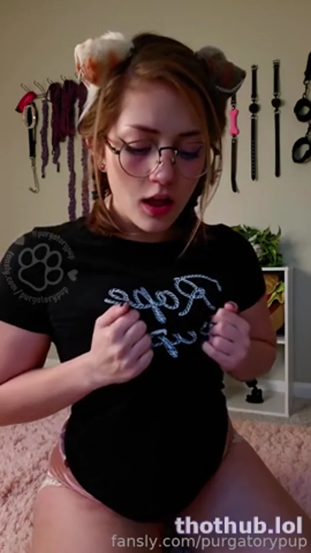 Purgatorypup knotted dildo blowjob/drool fetish