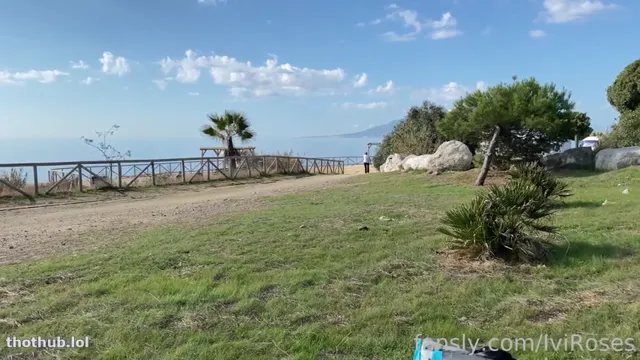 IviRoses public oiled up