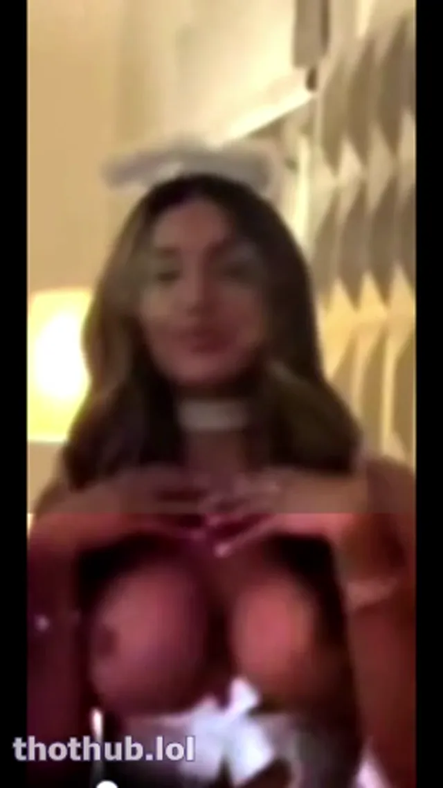 Lyna Perez Bare Tits Play Zoomed