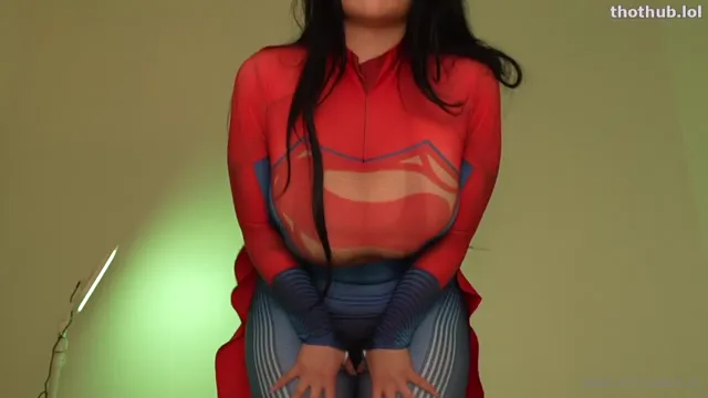 Momokun Supergirl tests out new Kryptonite Tech