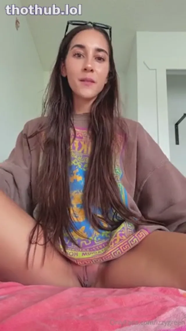 Izzy Green New 20INCH BBC dildo is INTENSE!