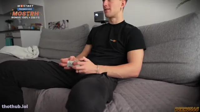 Nikki Sucks & Rides Gamer BF