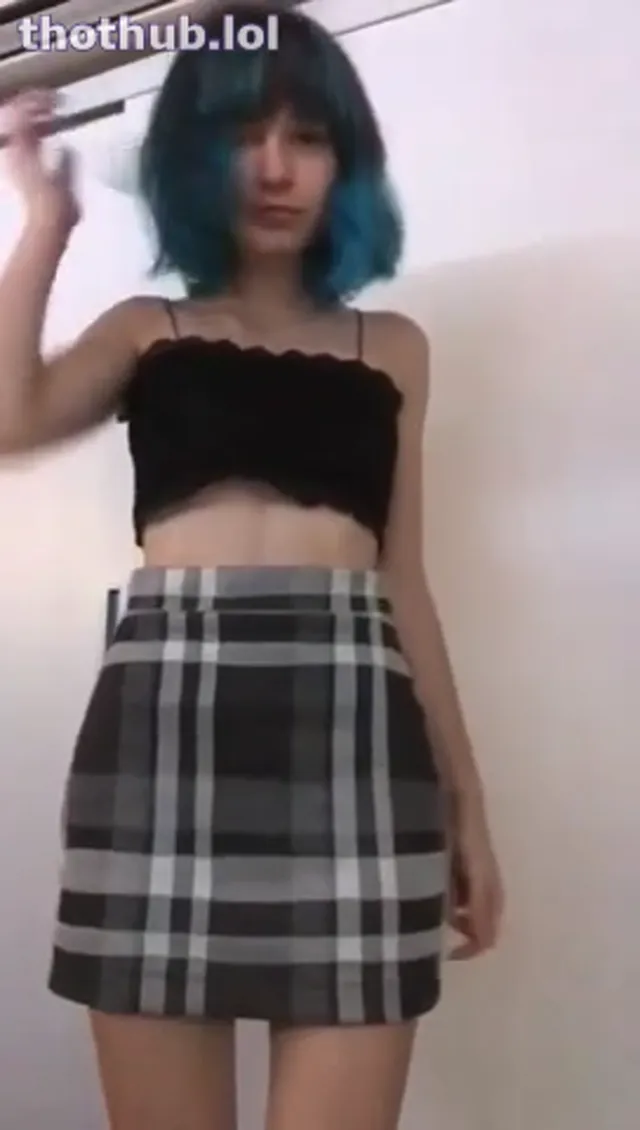 Emmaline/Wendy – Strip and Twerking