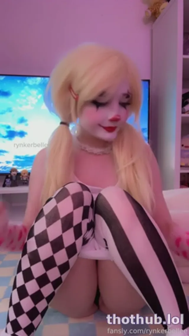 Rynkerbellee I hope I can make you all creamy just like my pussy did my dildo